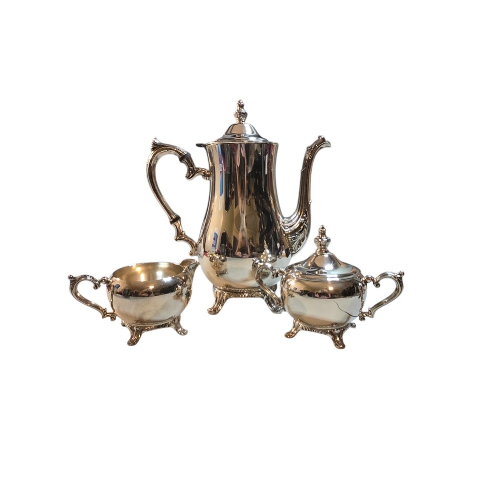 International Silver Company Silver Plated Tea Kettle With Sugar Bowl & Creamer
